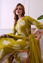 Olive Green kurti with off white pant Lacework