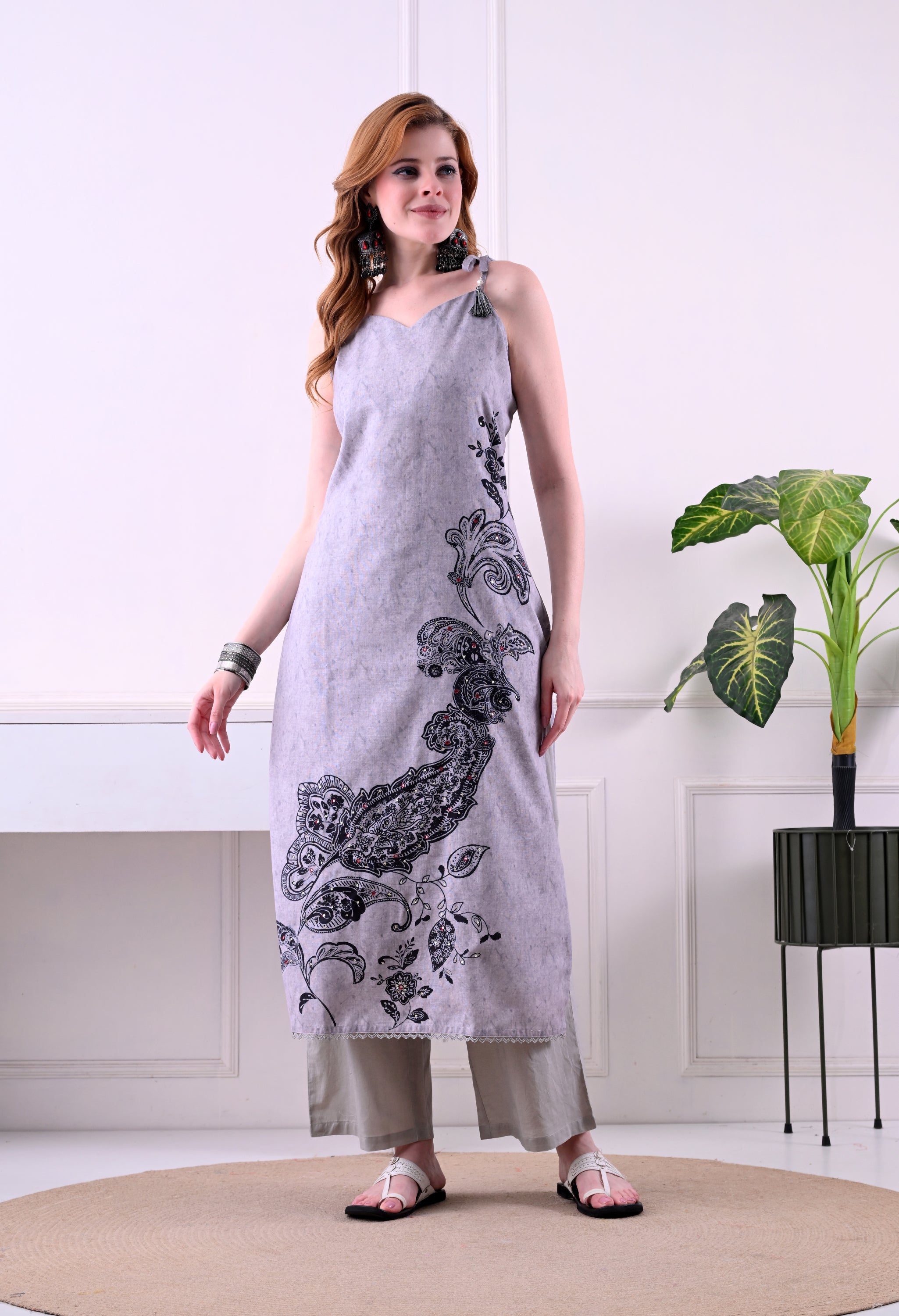 Ash Grey & Black Paisley Print Kurta Set with Striped Dupatta