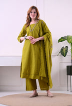 Mehendi Green Ethnic V-Neck Kurti set with blogs print Dupatta