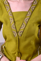 Mehendi Green Ethnic V-Neck Kurti set with blogs print Dupatta