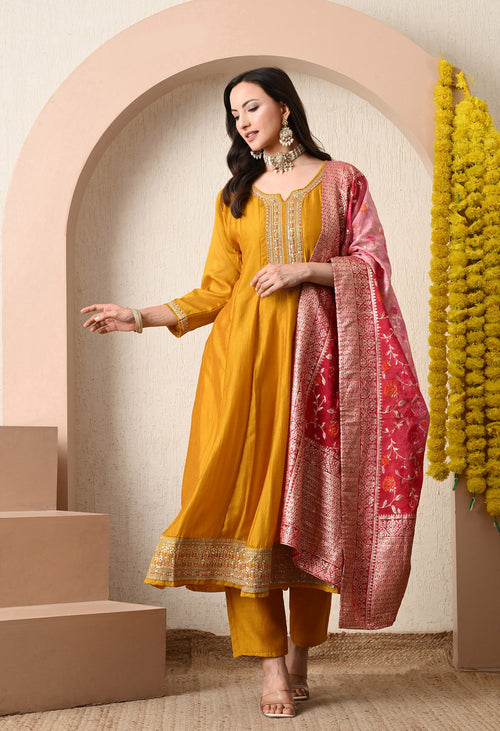 Anarkali with Banarasi Dupatta