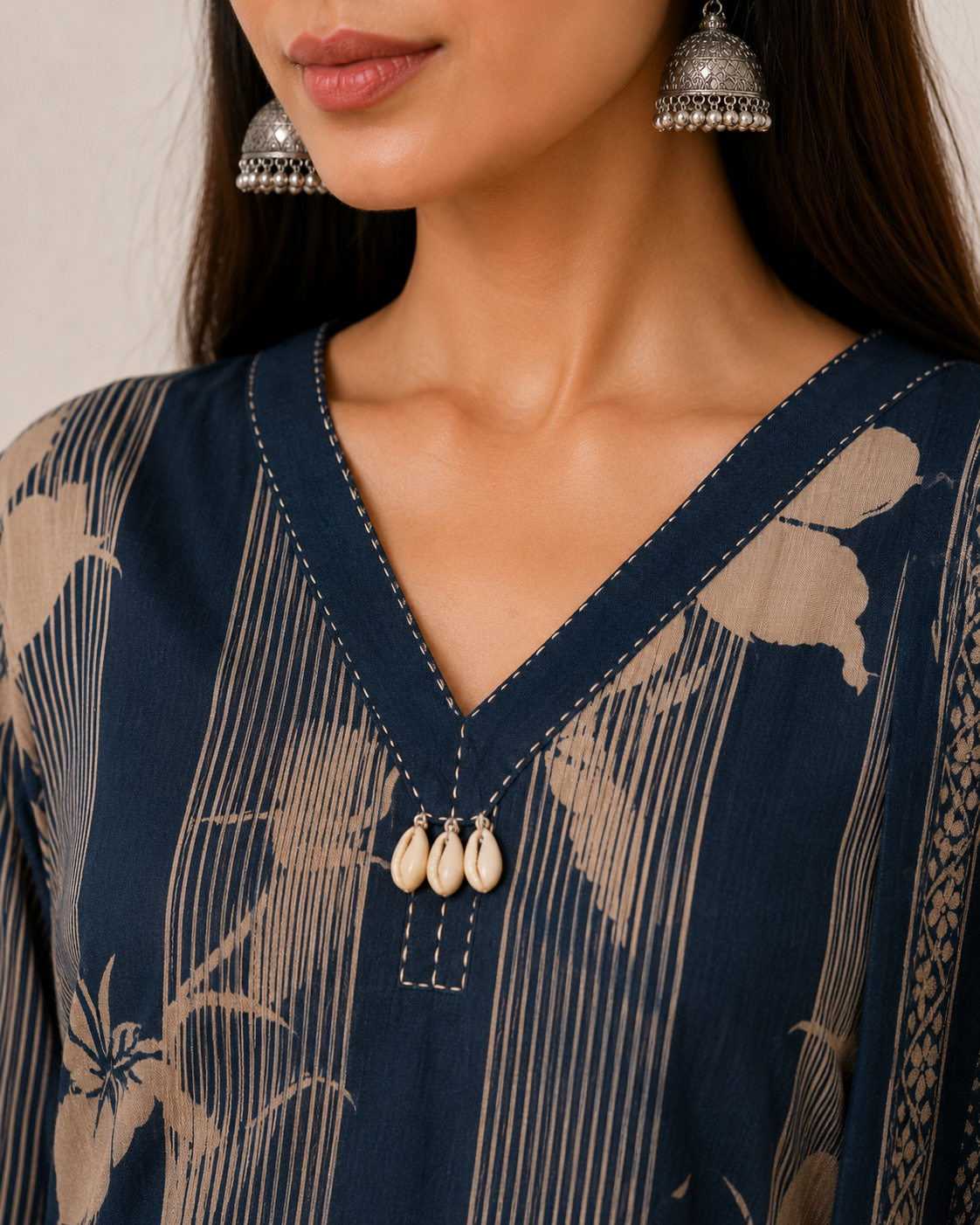 Elegant blue Floral & Striped Kurta Set