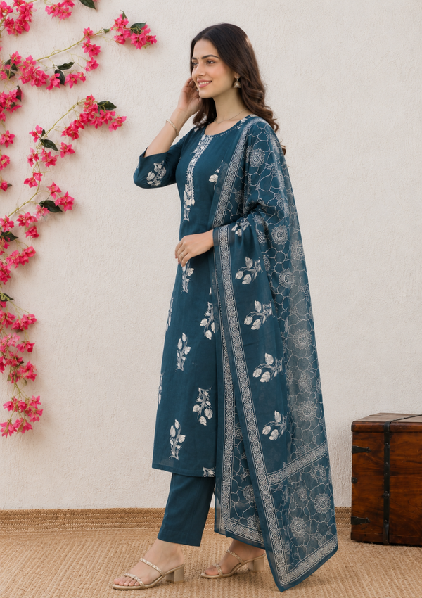 Elegant Teal Blue Floral Printed Kurta Set