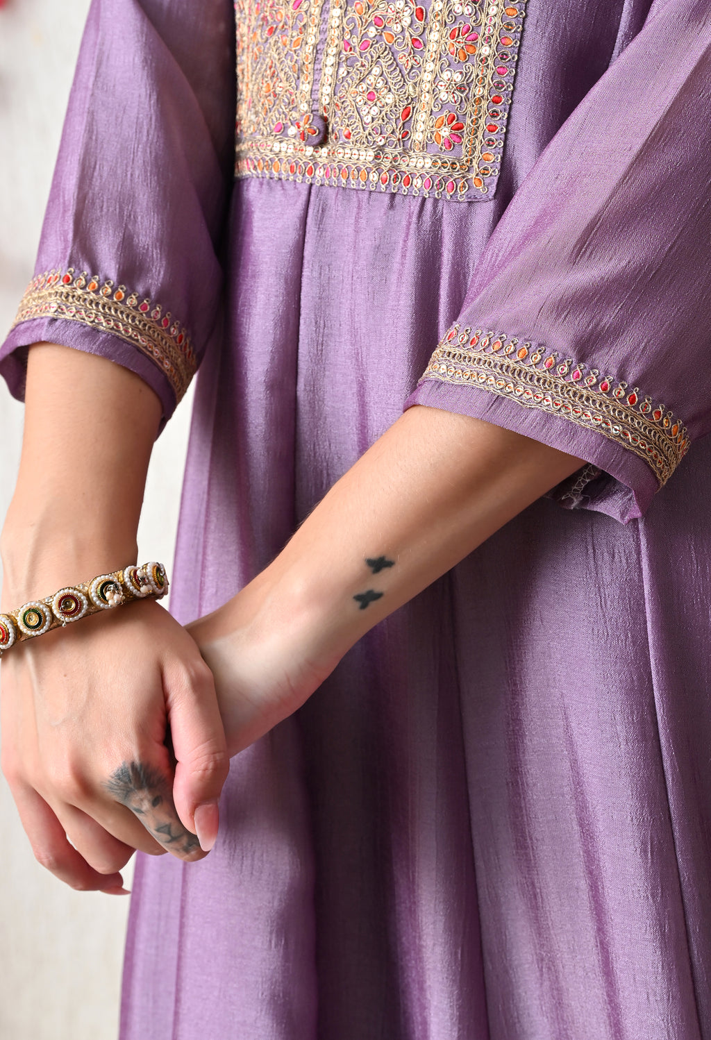 Elegant Lavender Embroidered Anarkali Suit Se