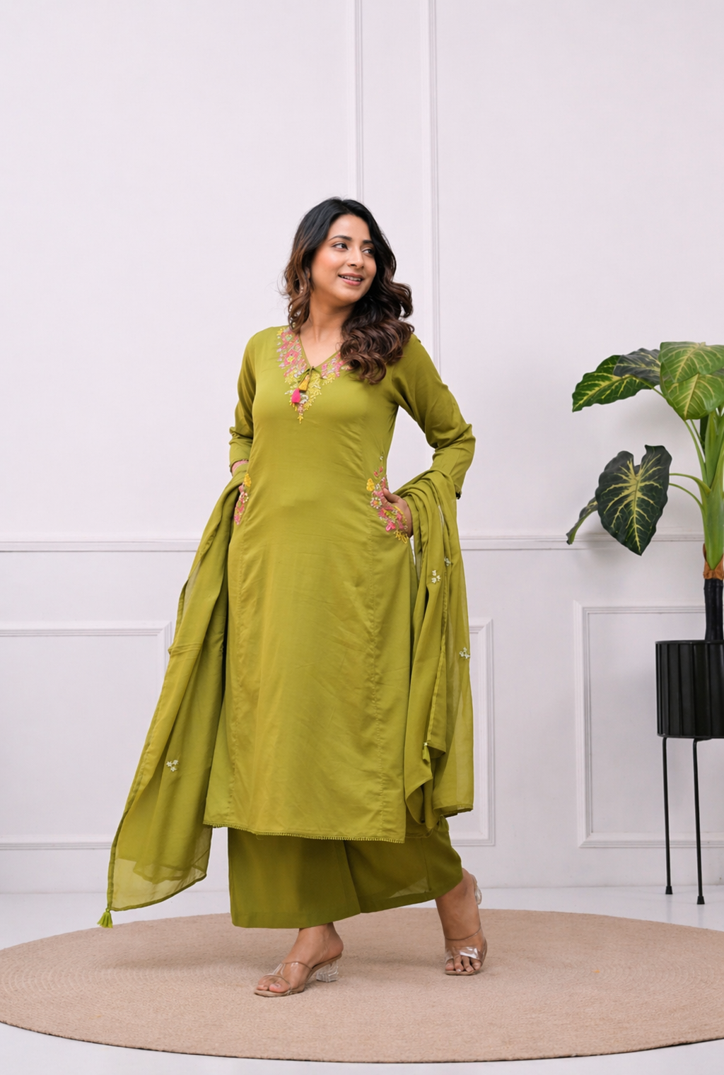 Koshaari Mehendi green Floral Embroidered Kurti Set with Dupatta